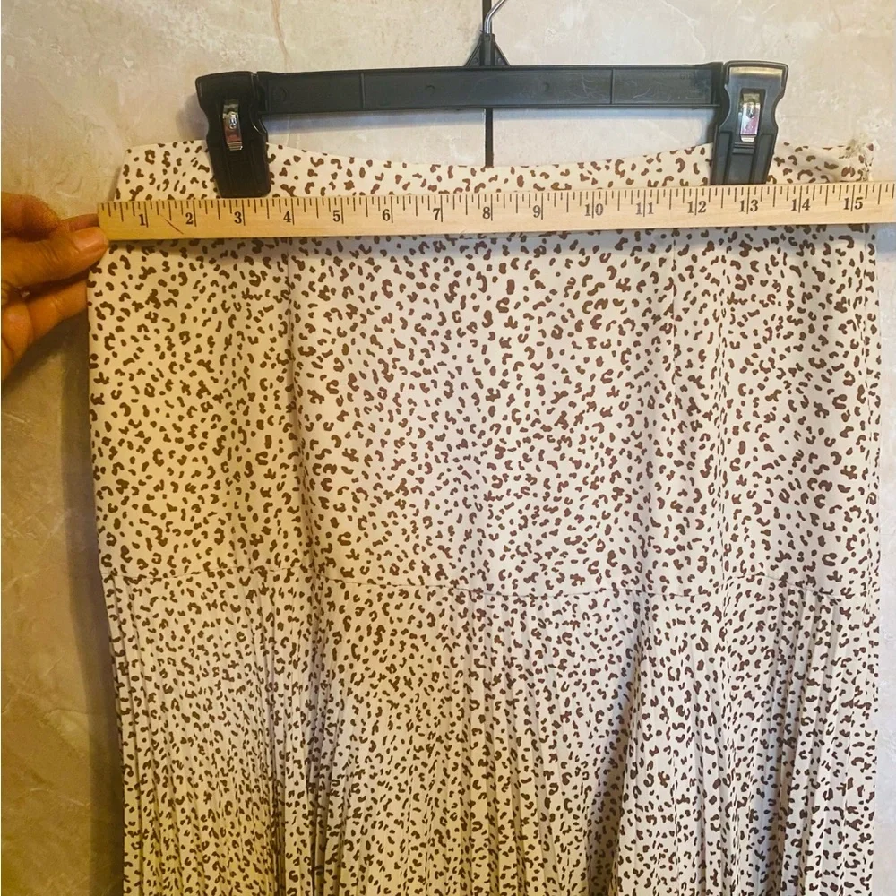 Leopard Print Asymmetrical Women's Skirt - Picture 4 of 7